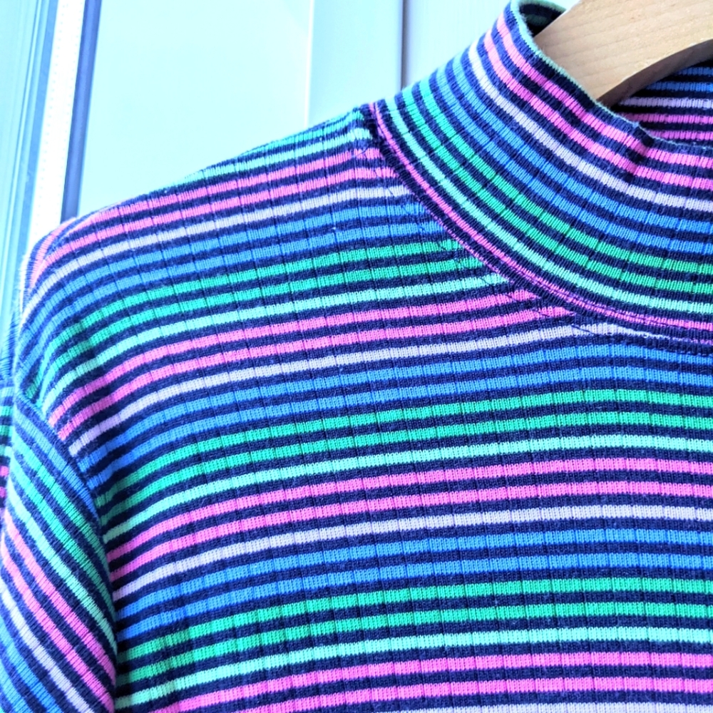 ALIA Petite Colourful, Mock Turtleneck. Rugby Stripe Trend! LP.